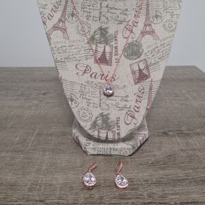 Elegant Rose Gold Jewelry Set with Clear Stones